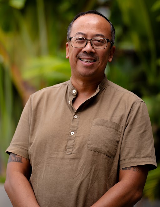 NIKUM PON